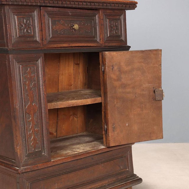 Baroque Bedside Table in Walnut For Sale - Image 3 of 9