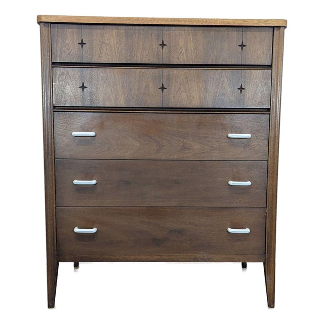 Vintage 1960’s Broyhill Mid-Century Modern Tall Dresser With 5 Drawers For Sale