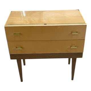 Mid-Century Bedside Table with Drawers in Maple Veneer with Brass Handles and Glass Top, Germany, 1950s-1960s For Sale