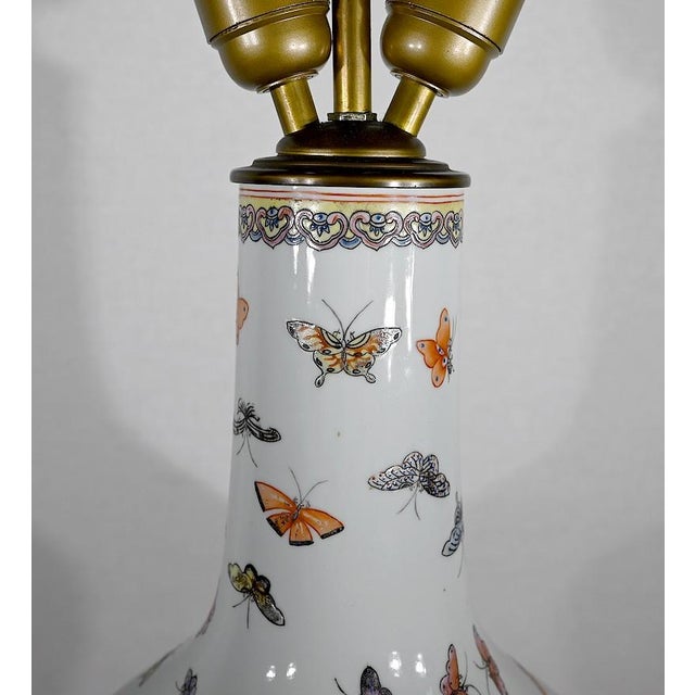 Butterflies Lamp in Chinese Porcelain, 1960 For Sale - Image 10 of 18