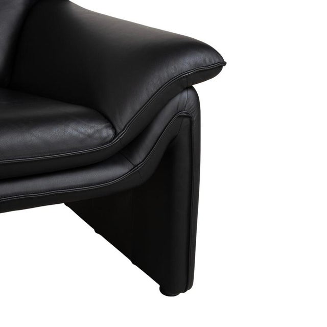 Atlanta Armchair in Leather from Laauser For Sale - Image 3 of 13