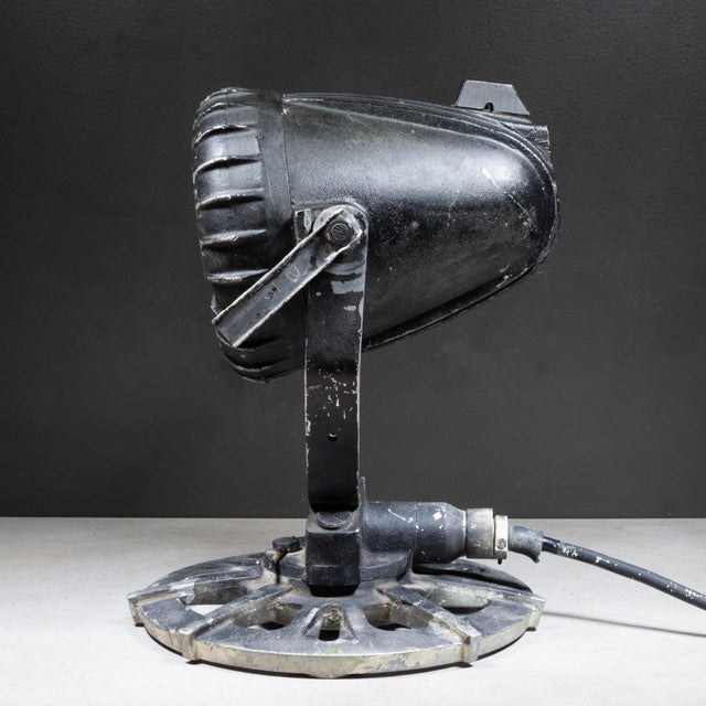 Vintage Explosion-Proof Industrial Spotlight c.1940 For Sale - Image 4 of 13