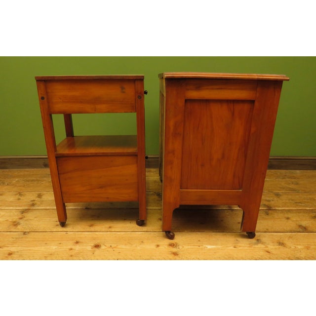 Brown English Stencilled Chest of Drawers and Bedside Chest, 1890s, Set of 2 For Sale - Image 8 of 18