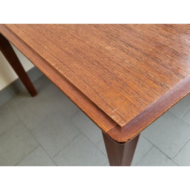 The main tray has a tint difference on one side and needed to be treated to unify the color. Extensions also have a...