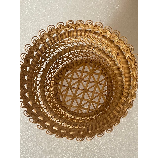 Contemporary Set of 3 Ornate Woven Wicker Reed Bread Baskets For Sale - Image 3 of 5