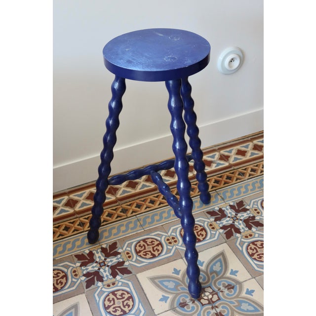 Wood Vintage Tripod Stool in Turned Wood, 1970s For Sale - Image 7 of 7