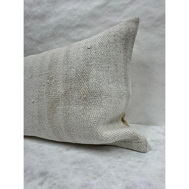 Contemporary Turkish Hemp Pillow Cushion Natural Beige Pillow Cushion Cover 16" x 24" For Sale - Image 3 of 4