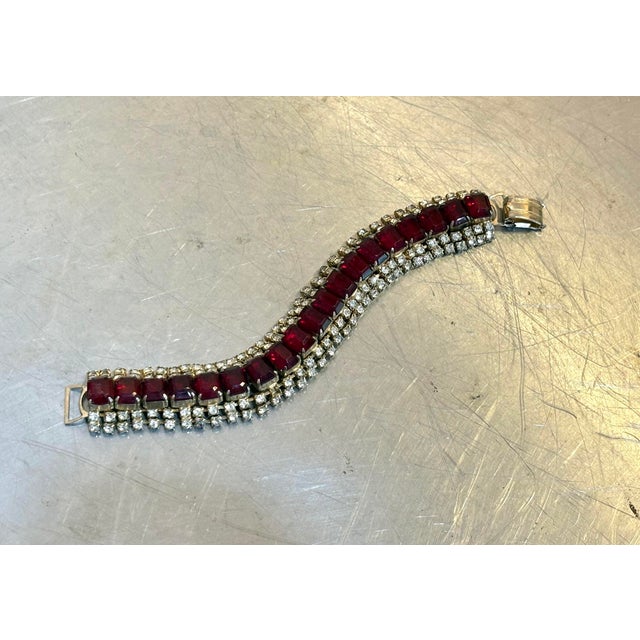 1950s 1950s-60s Red Rhinestone Chunky Link Cuff Bracelet For Sale - Image 5 of 6