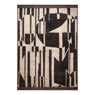 Nazmiyal Collection Large Modern Geometric Hollywood Regency Style Rug For Sale