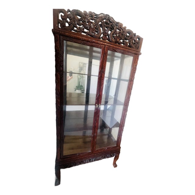 1900-1909 Gorgeous Chinese Chinoiserie Carved Vitrine Display Cabinet For Sale