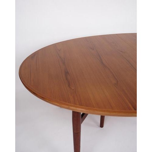 Arne Vodder Oval Dining Table in Teak by Arne Vodder for Sibast Furniture Factory, 1960s For Sale - Image 4 of 14
