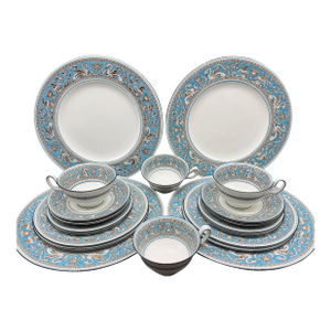 Mid 20th Century Set of Wedgwood Florentine Turquoise Porcelain Dinnerware 68 Pc