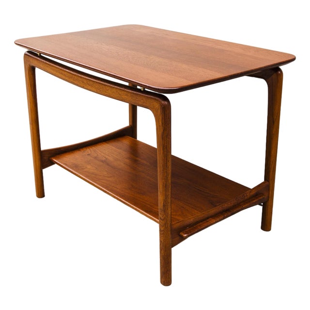 1950s Restored Danish Modern Teak Side Table by Hvidt & Molgaard-Nielsen For Sale