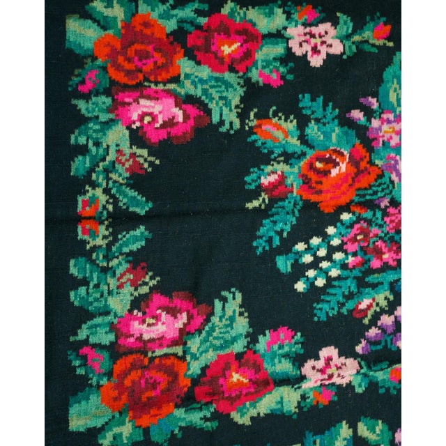 Vintage Romanian-Moldovan Handwoven Wool Flatweave Rug with Dark Floral Folk Pattern and Fringe, 1970s For Sale - Image 12 of 14