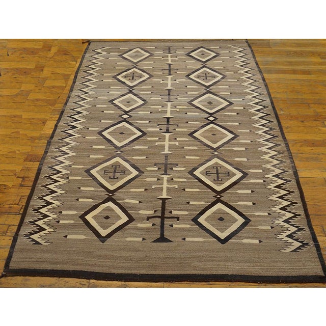 Early 20th Century American Navajo Carpet ( 4'6" x 6'8" - 137 x 203 ) Antique Navajo American Allover Geometric Grey 1930s...