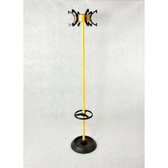 Mid-Century Floor Coat Rack with Umbrella Stand, 1970s, in Very Good conditions. Designed 1970 to 1979