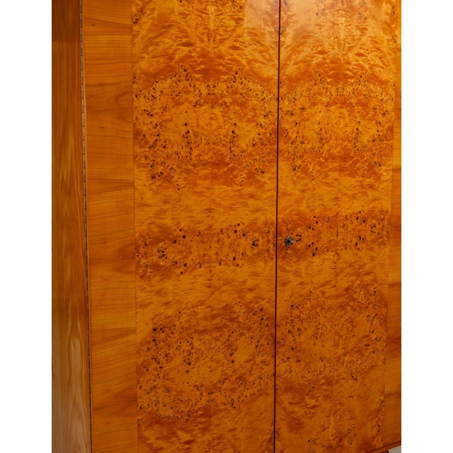 Vintage Wardrobe in Burl Wood Veneer, Czechoslovakia, 1970 For Sale - Image 10 of 18