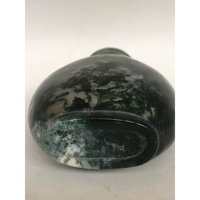 Green Large Vintage Moss Agate Snuff Bottle For Sale - Image 8 of 11
