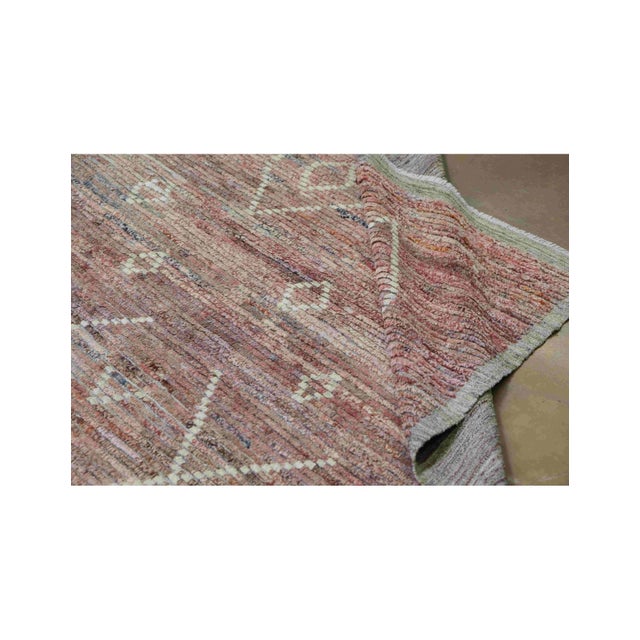 Light Aubergine Modern Wool Rug For Sale - Image 10 of 10