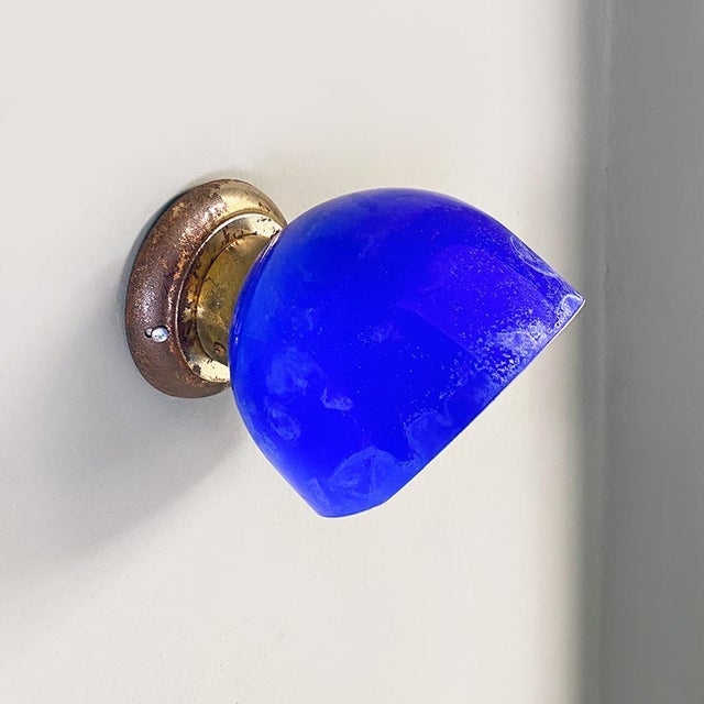 1930s Italian Blue and White Glass & Sheet Metal Wall Light, 1930s, Set of 3 For Sale - Image 5 of 15