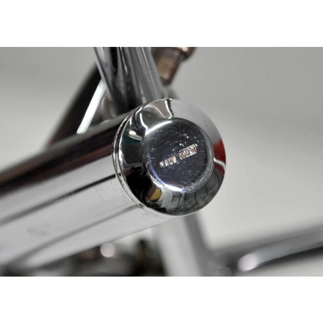 1950s Italian Triennale Floor Lamp by Arredoluce in Chrome, White, Red & Teal For Sale - Image 12 of 13