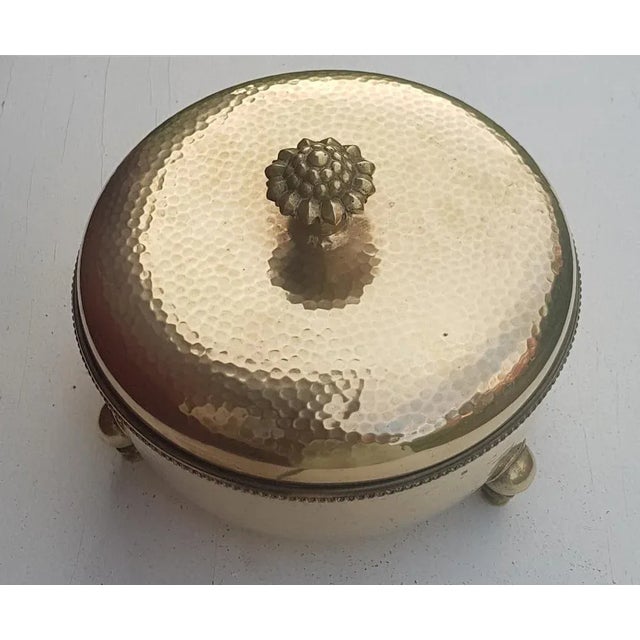 Gold Art Deco Brass Lidded Box from Munich Workshops, 1925 For Sale - Image 8 of 8