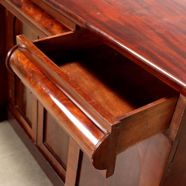 Victorian Style Sideboard in Mahogany For Sale - Image 5 of 9