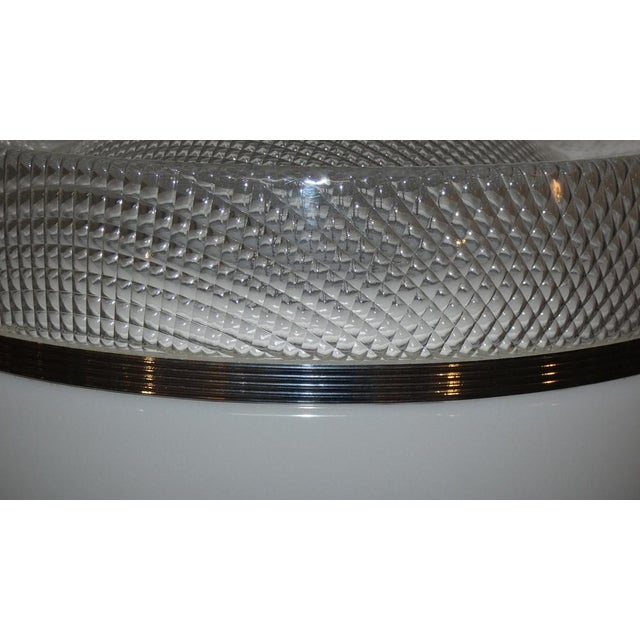 Silver Futurist Space Needle Table Lamp in Acrylic Glass and Steel, Italy, 1960s For Sale - Image 8 of 16