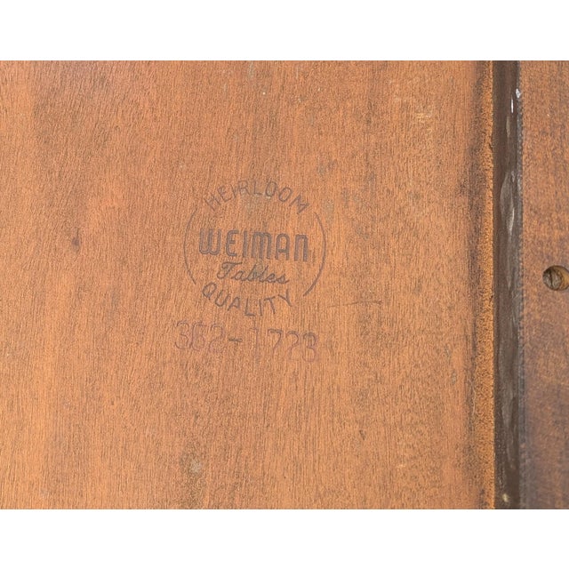 Vintage Weiman Occasional "Heirloom" Leather-Top Mahogany Table Model 352-1723 For Sale - Image 10 of 10