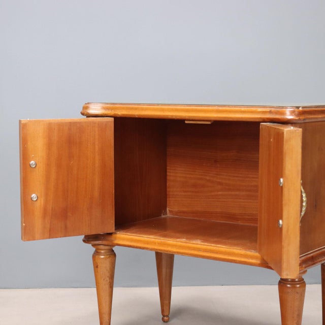 Vintage Mahogany Bedside Tables with Glass Tops, 1950s, Set of 2 For Sale - Image 3 of 10
