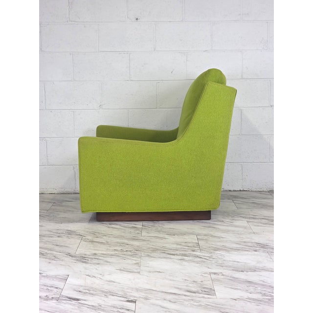 1970s Clarence Chair Attributed to Milo Baughman for Thayer Coggin For Sale - Image 11 of 13
