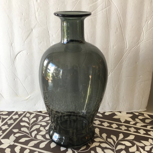 Wonderful handblown artist signed smoke glass vase. Artist signature on bottom.