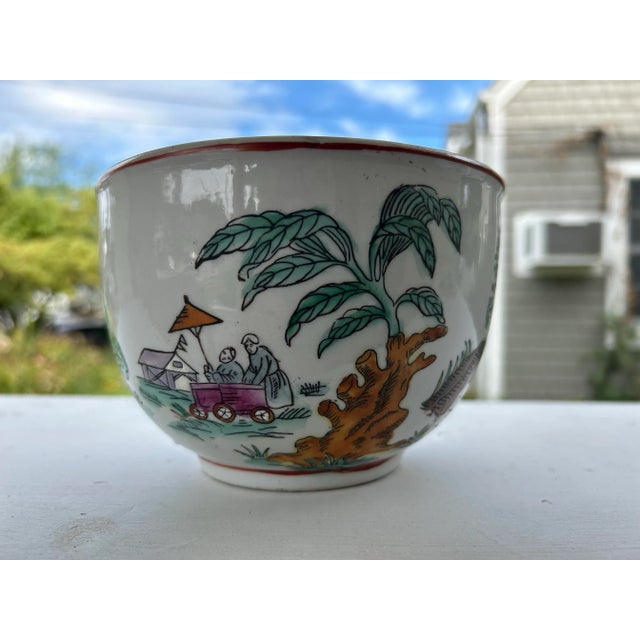 Chinese Ceramic Lidded Bowl With Foo Dog Knob For Sale In New York - Image 6 of 10