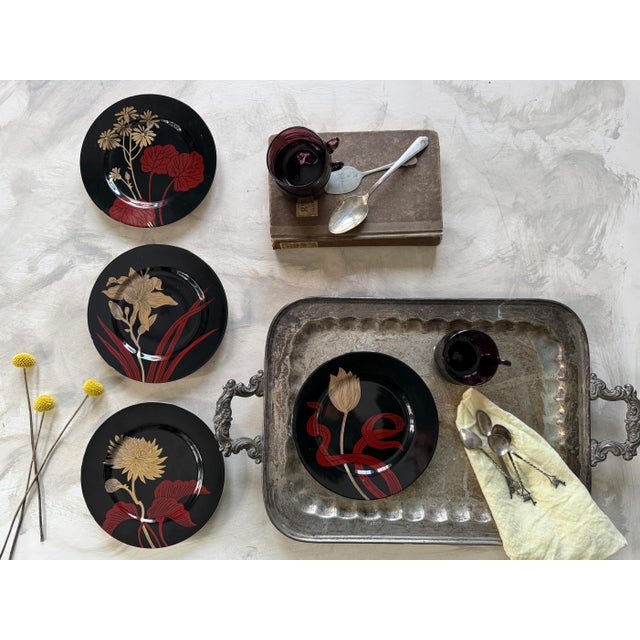 Fitz and Floyd 1979 Imperial Garden Black Floral 7.5” Plates 1979 Vintage - Set of 4 For Sale - Image 9 of 12