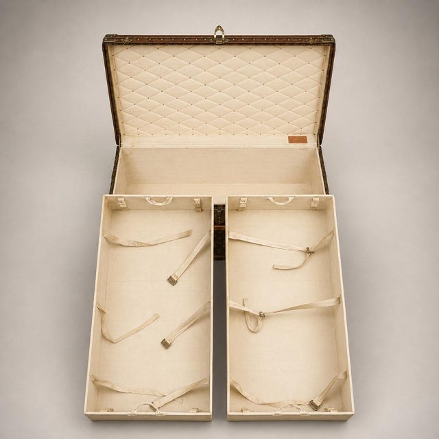 Louis Vuitton Trunk from Louis Vuitton, 1920s For Sale - Image 4 of 16