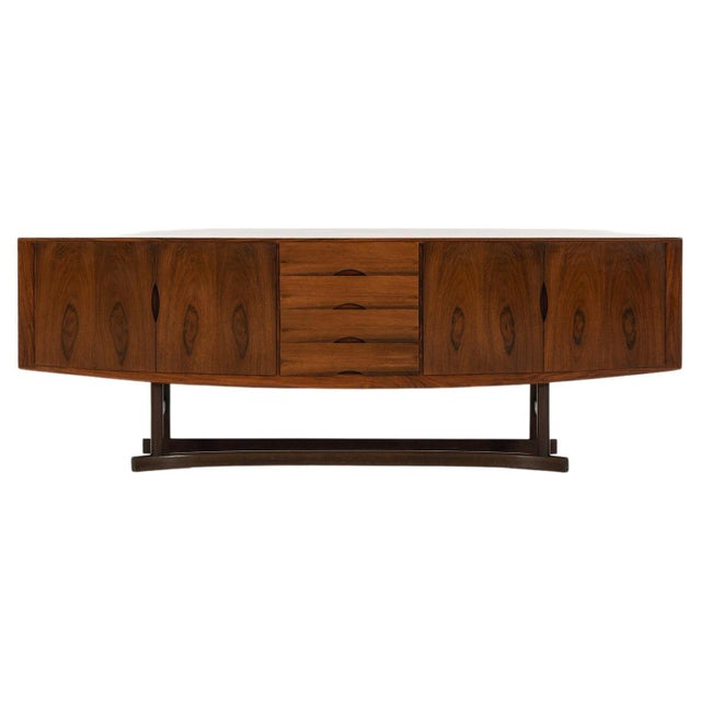 Sideboard in Rosewood attributed to Johannes Andersen, 1968 For Sale - Image 10 of 10