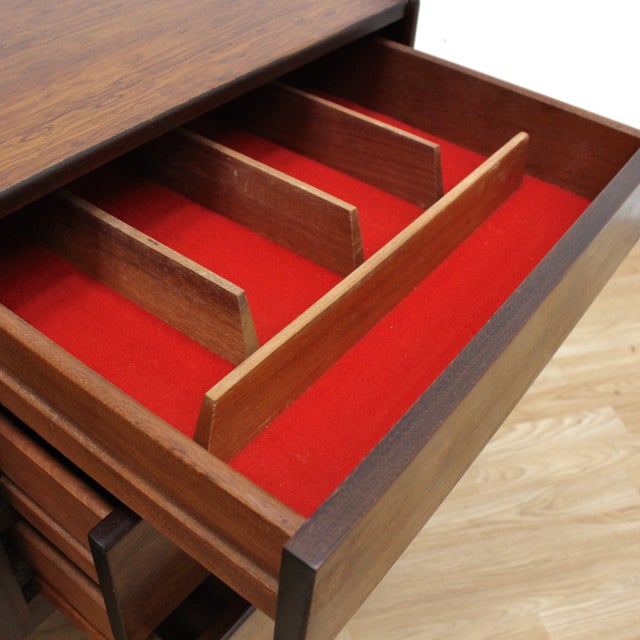 1960s Mid Century Rosewood Credenza by McIntosh of Kirkcaldy For Sale - Image 9 of 10