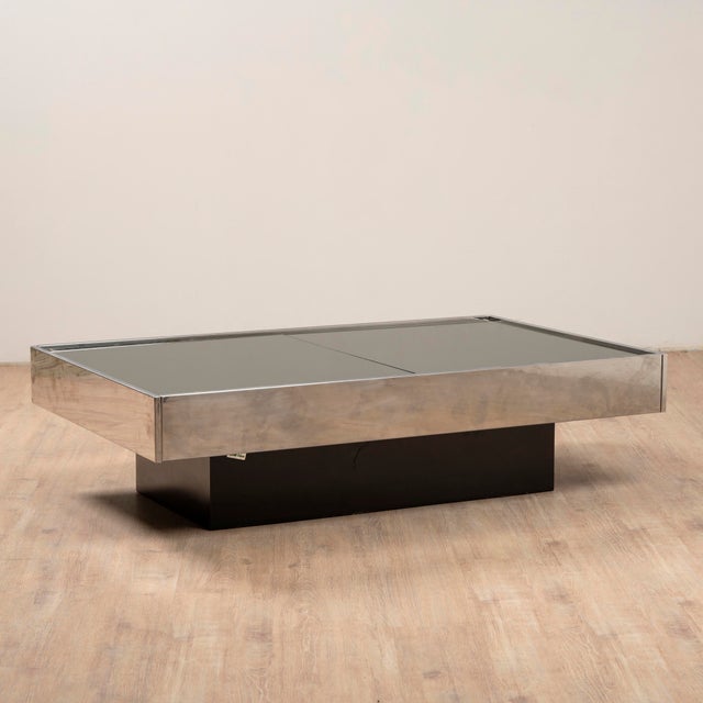 Opening Bar Coffee Table – Cidue, 1970s An icon of 1970s design, this coffee table by Cidue embodies the sophisticated...