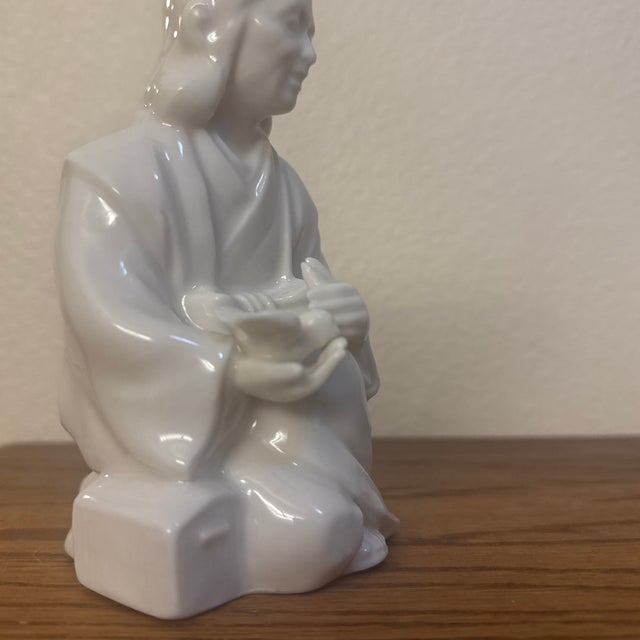 Mid-20th Century Japanese Blanc De Chine Style White Porcelain Seated Okimono Figurine For Sale In Minneapolis - Image 6 of 8