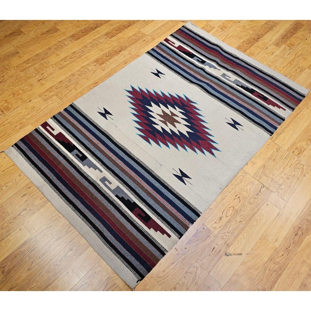 Vintage American Southwestern Saltillo Kilim Rug, Medallion & Striped Pattern, Ivory & Red, 5x7 For Sale - Image 13 of 18
