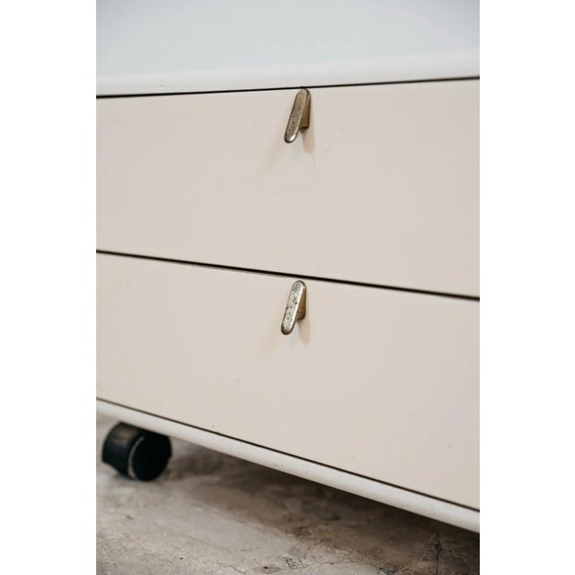 Ivory Modern Hennè Nightstands by George Coslin for Longato, 1970, Set of 2 For Sale - Image 8 of 13