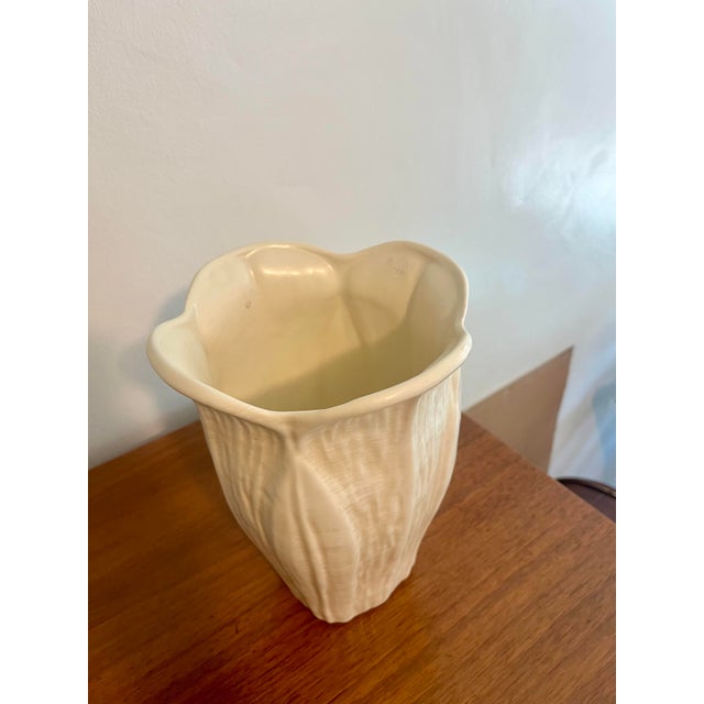 Art Deco Vintage Haeger Ceramic Vase For Sale - Image 3 of 7