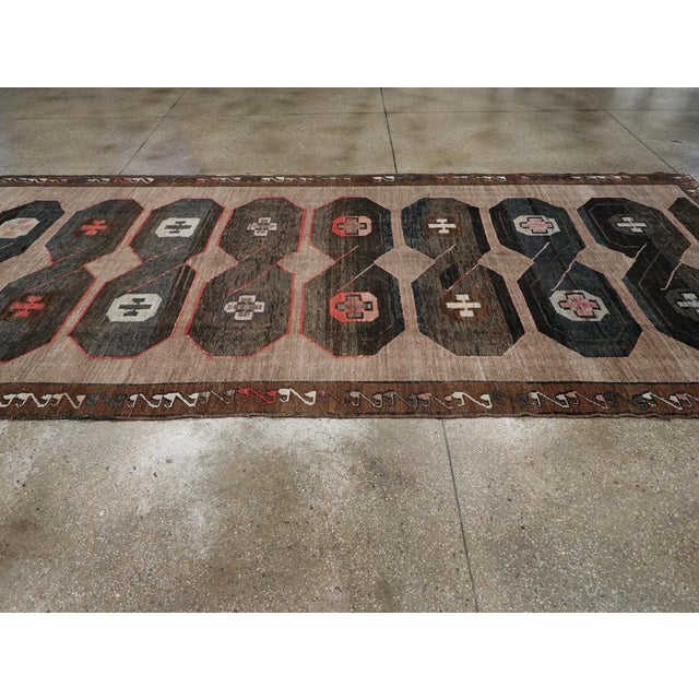 Galerie Shabab Collection Mid-20th Century Turkish Anatolian Wide Gallery Runner For Sale In New York - Image 6 of 10