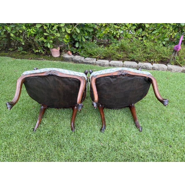 Antique French Louis XV Style Walnut Bergère Armchairs, a Pair For Sale - Image 10 of 18