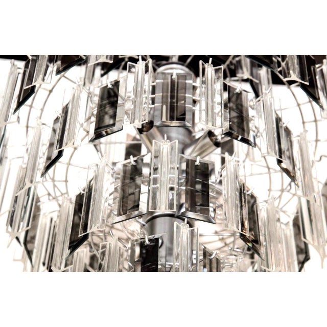 Hollywood Regency Chandelier With Lucite and Mirrored Glass Prisms, 1970's For Sale - Image 9 of 10
