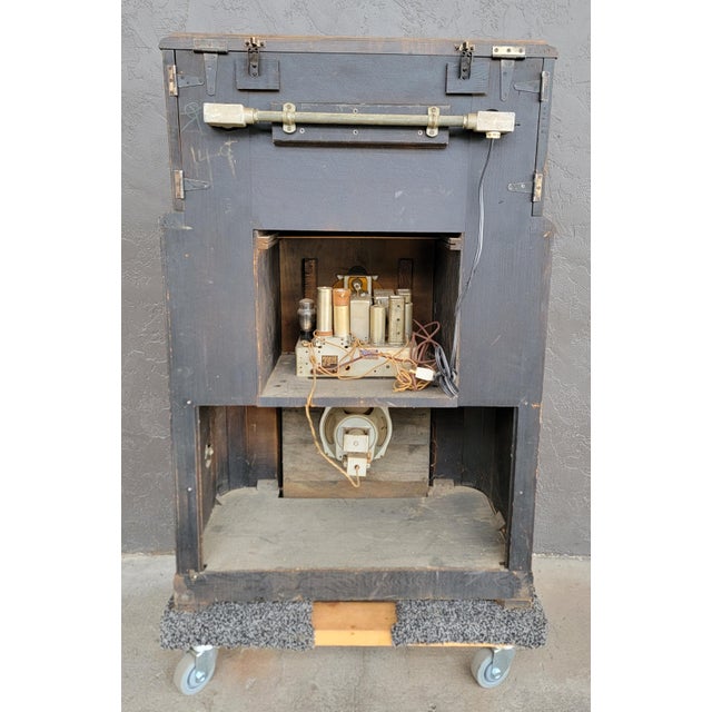 Art Deco Philco Radio Bar Circa. 1937 For Sale - Image 18 of 18