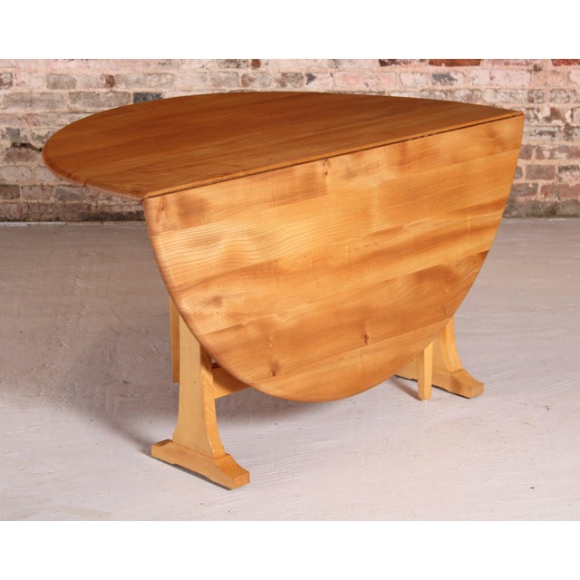 Brown Mid-Century Model 610 Gate Leg Dining Table from Ercol, 1970s For Sale - Image 8 of 11