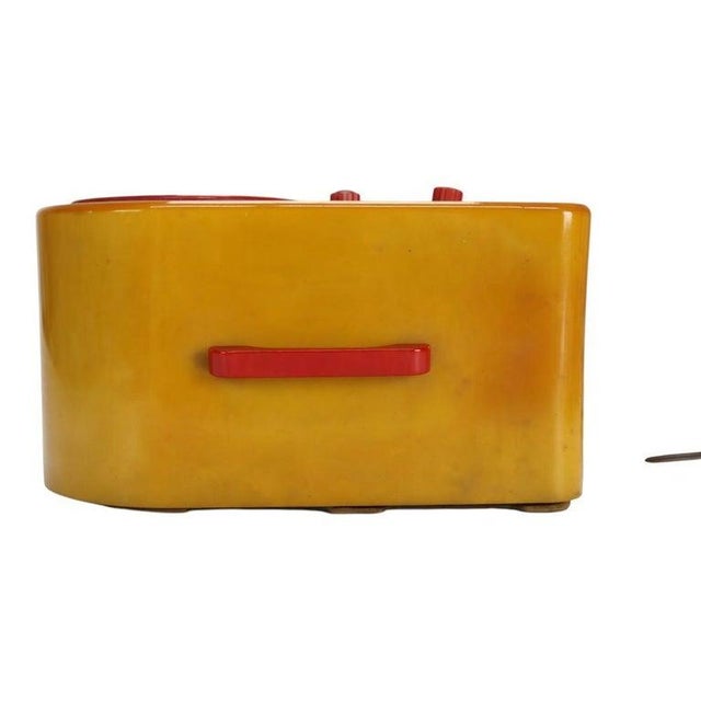 Vintage Fada Model 1000 Art Deco “Bullet” Catalin Radio, Signed, C1945 For Sale - Image 9 of 11