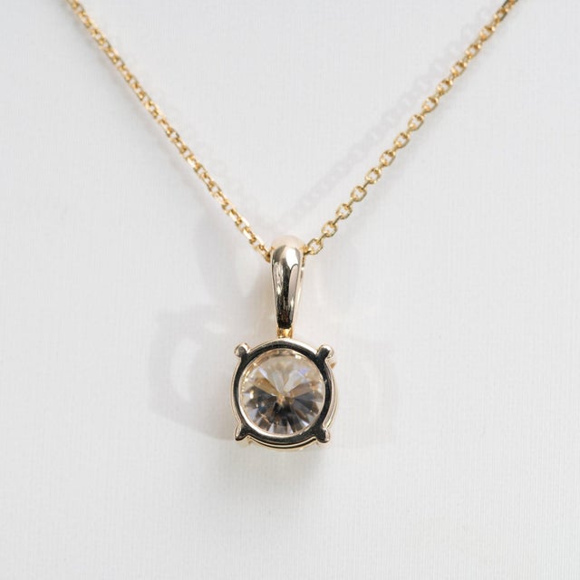 Metal 1.2Ct Lab Grown Diamond Solitaire Pendant in Solid 14k Gold - Fine Jewelry For Sale - Image 7 of 7