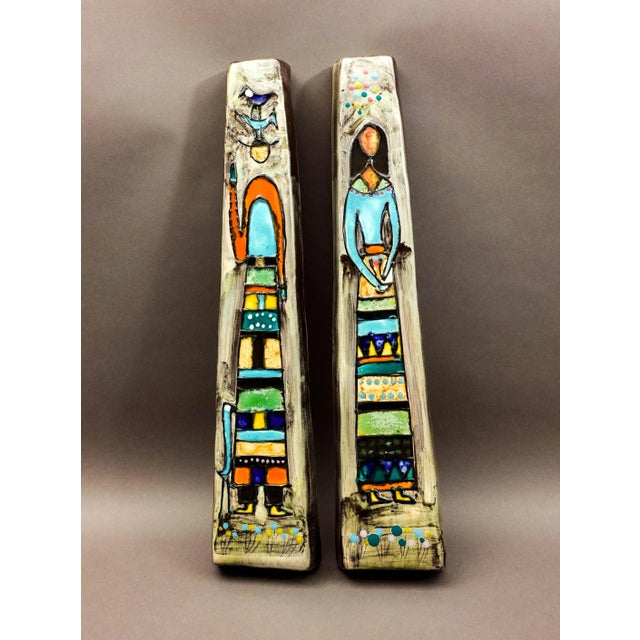 Harris Strong Pair of Harris G Strong Signed Mid Century Figural Ceramic Wall Hanging Art Tile For Sale - Image 4 of 7